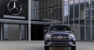 Read more about the article Mercedes-Benz piza fuerte con el 2024 GLE híbrido.
