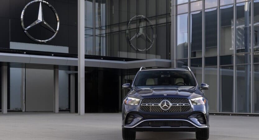 You are currently viewing Mercedes-Benz piza fuerte con el 2024 GLE híbrido.