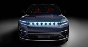 Read more about the article El arte del diseño Un adelanto del interior del nuevo y lujoso Jeep® Wagoneer S totalmente eléctrico