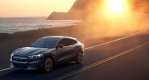 Read more about the article Mach-E, las vibras cruzadas en la evolución de Mustang.
