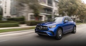 Read more about the article Mercedes-Benz GLC 350e. Un buen paso intermedio antes de la electrificación total.