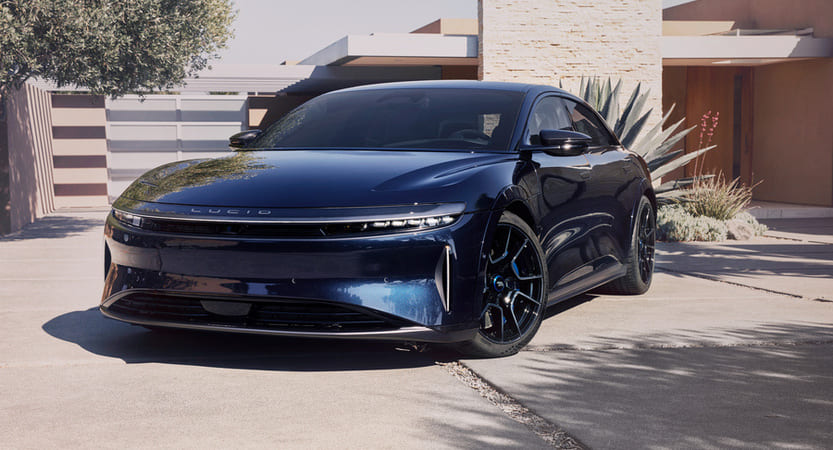 You are currently viewing LUCID AIR TOURING, El Auto Electrico Americano que Pone en Evidencia el atraso de los que Llevan 100 Años en el Negocio