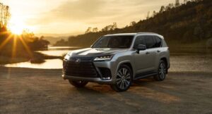 Read more about the article Lexus LX700h, una bestia robusta y ahora más ecológica.