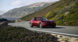 Read more about the article Mazda MX-5 Miata, el auténtico icono de los autos deportivos.